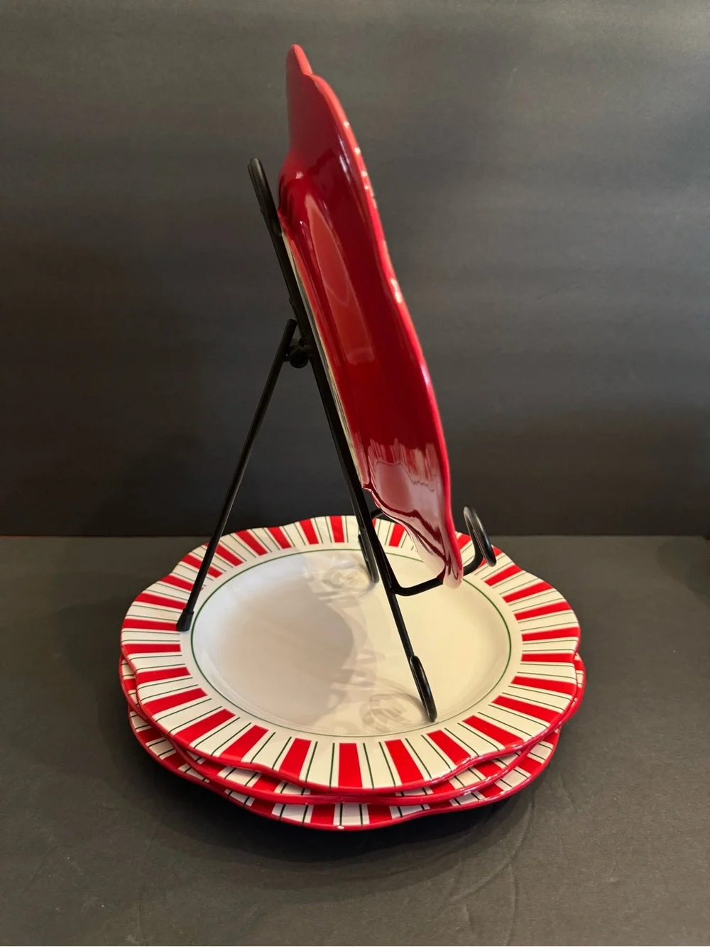 1 Pier 1 Candy Cane Dinner Plate 11